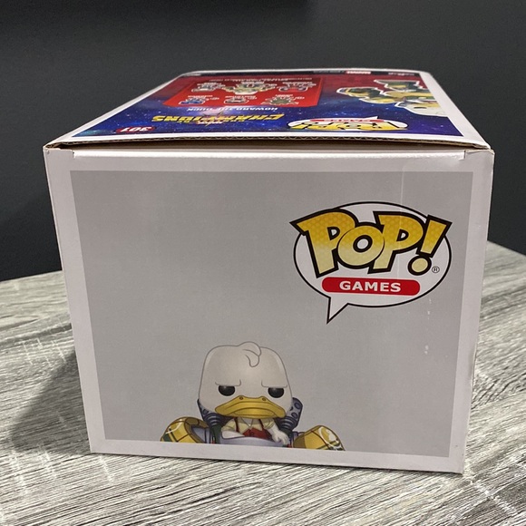 Funko Pop! Games | Contest of Champions #301: Howard the Duck - Bobble-Head - Picture 6 of 17